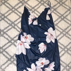 FLORAL BODYCON DRESS